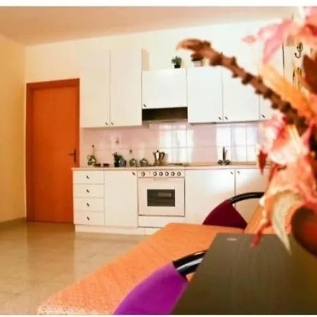 Amici Dell' Etna Apartamento Giardini-Naxos